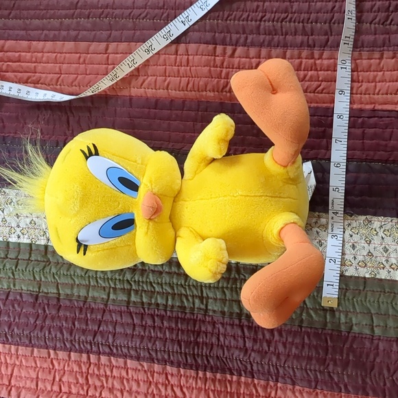 Vintage LOONEY TUNES* talking TWEETY BIRD plush works 4 AA batteries incl. - Picture 4 of 12